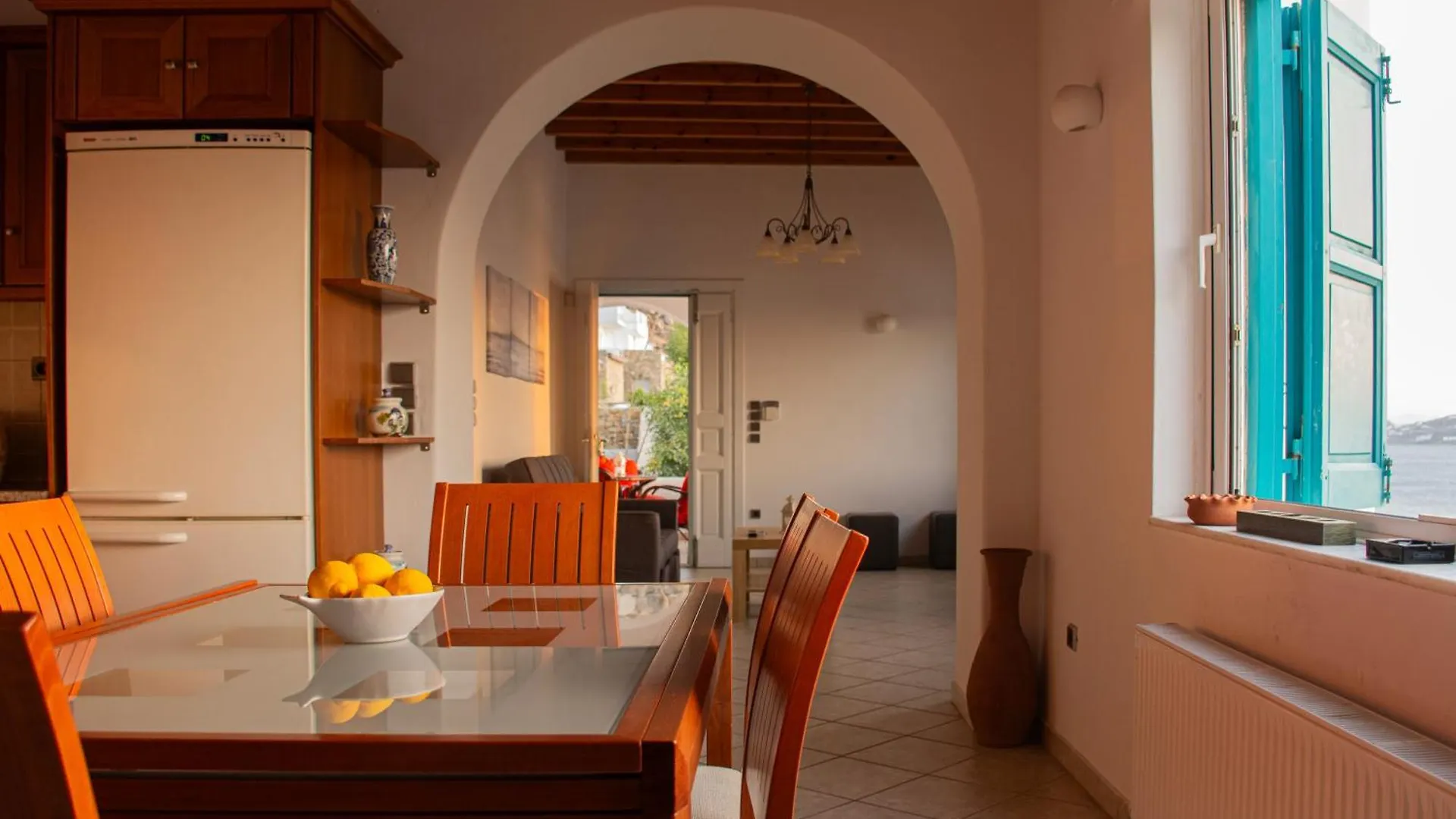 Sunset Breeze Villa And Apartments تورلوس 0*,  اليونان